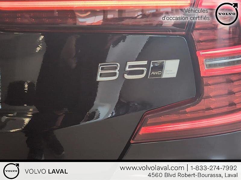 Volvo  B5 AWD Plus - Bright